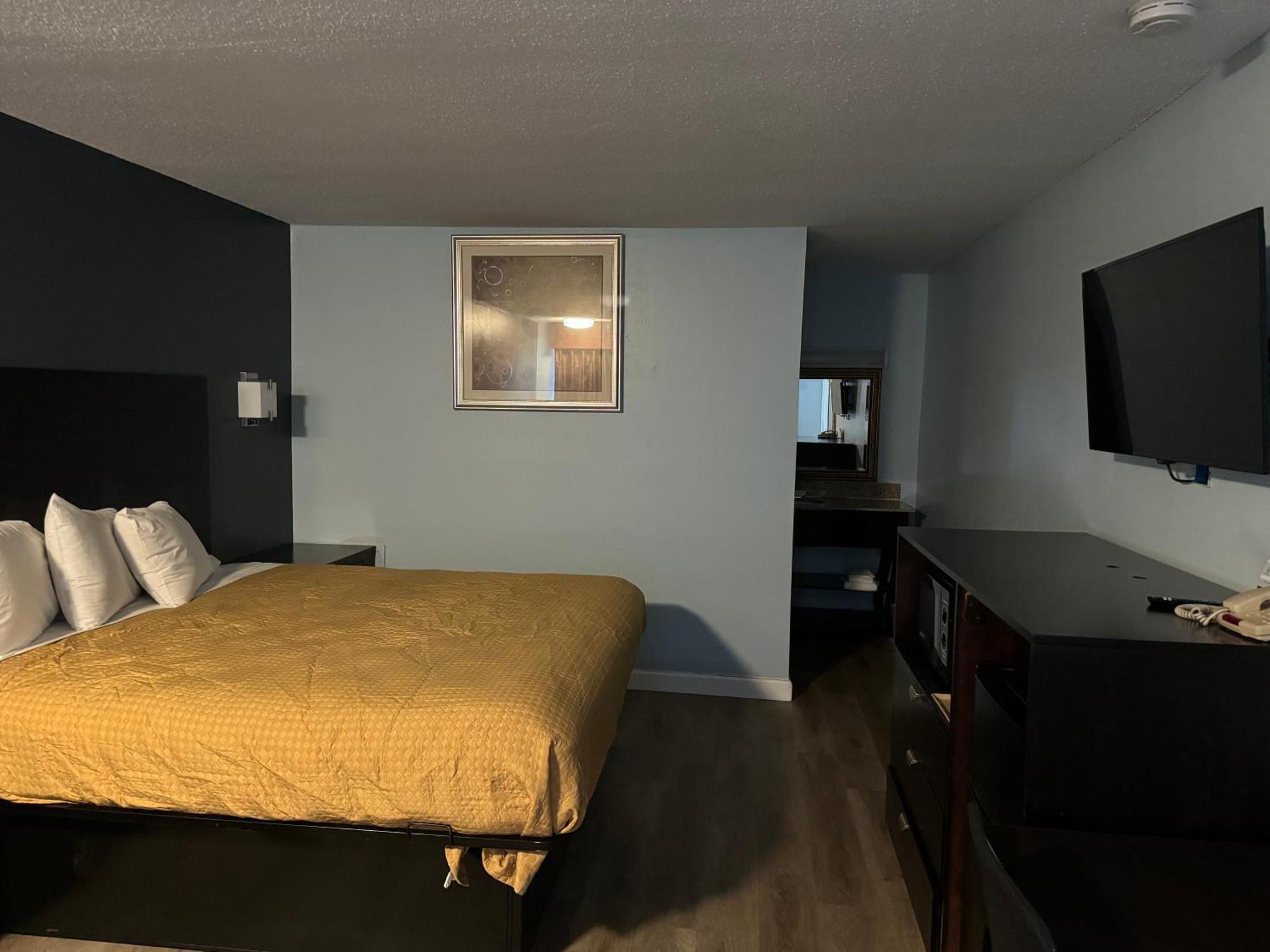 Red Carpet Inn & Suites - Danville Εξωτερικό φωτογραφία
