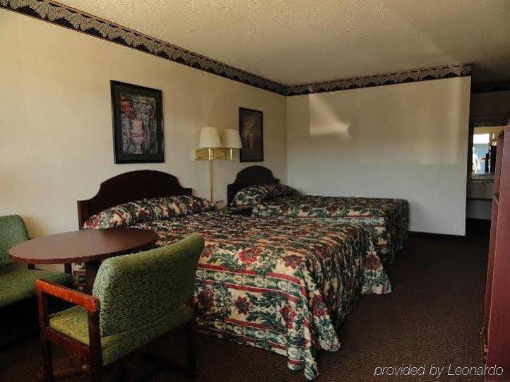 Red Carpet Inn & Suites - Danville Εξωτερικό φωτογραφία
